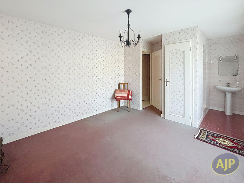 Maison - 173 m² - 6 pièces