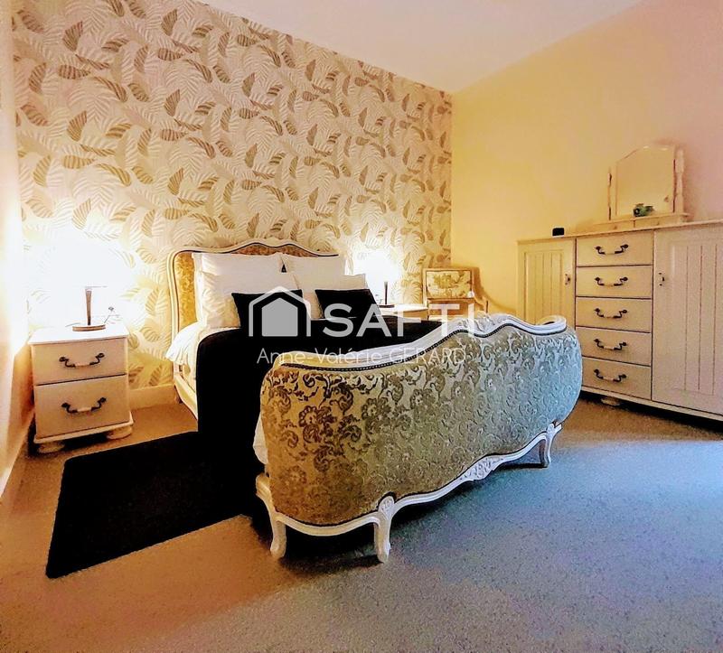 Maison - 187 m² - 6 pièces