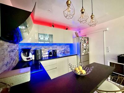 Appartement - 66 m² - 3 pièces