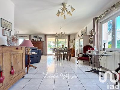 Maison - 122 m² - 6 pièces