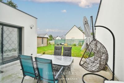 Maison - 141 m² - 6 pièces