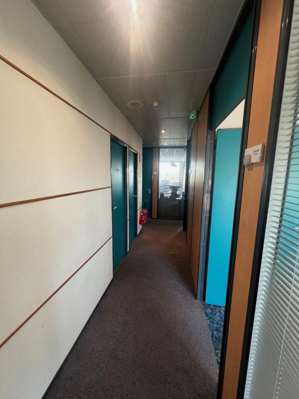 Bureau - 17 m² - 1 pièce