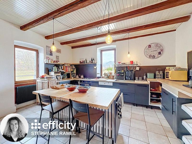 Appartement - 175 m² - 4 pièces