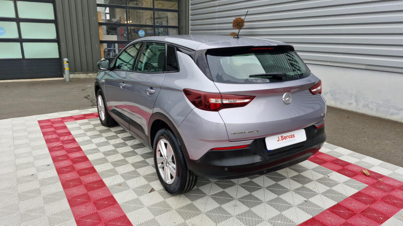 Opel grandland 1.2 Turbo 130 Ch