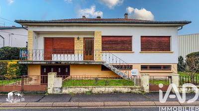 Maison - 90 m² - 5 pièces