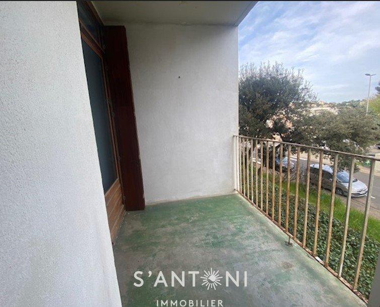 Appartement - 82 m² - 4 pièces