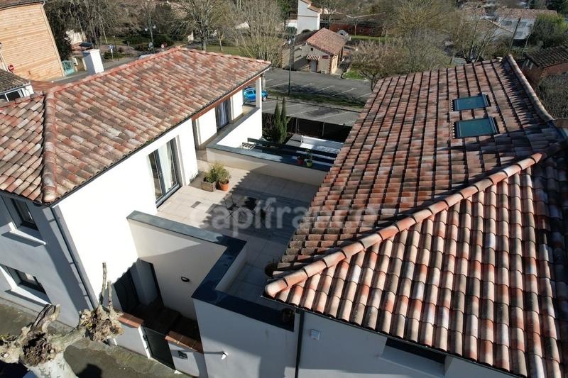 Maison - 204 m² - 7 pièces