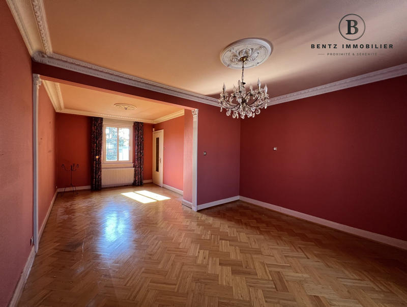 Maison - 137 m² - 6 pièces