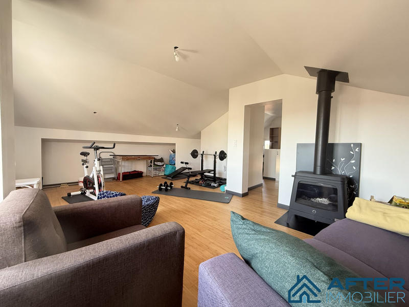 Maison - 145 m² - 8 pièces