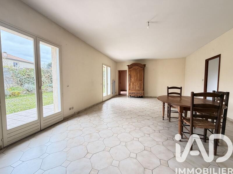 Maison - 127 m² - 6 pièces