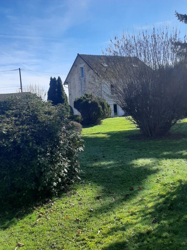 Maison - 121 m² - 10 pièces