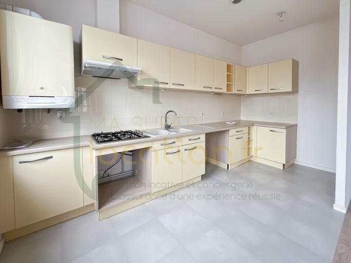 Appartement - 138 m² - 6 pièces