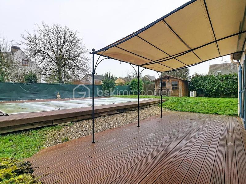 Maison - 90 m² - 5 pièces