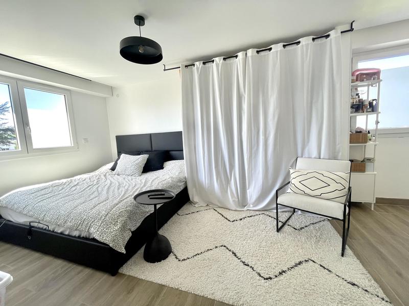 Appartement - 100 m² - 4 pièces