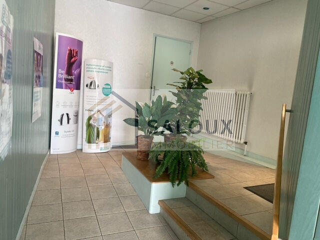 Immeuble - 115 m² - 7 pièces