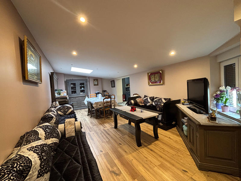 Immeuble - 5 pièces