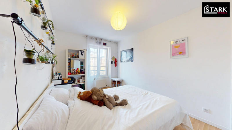 Appartement - 103 m² - 5 pièces