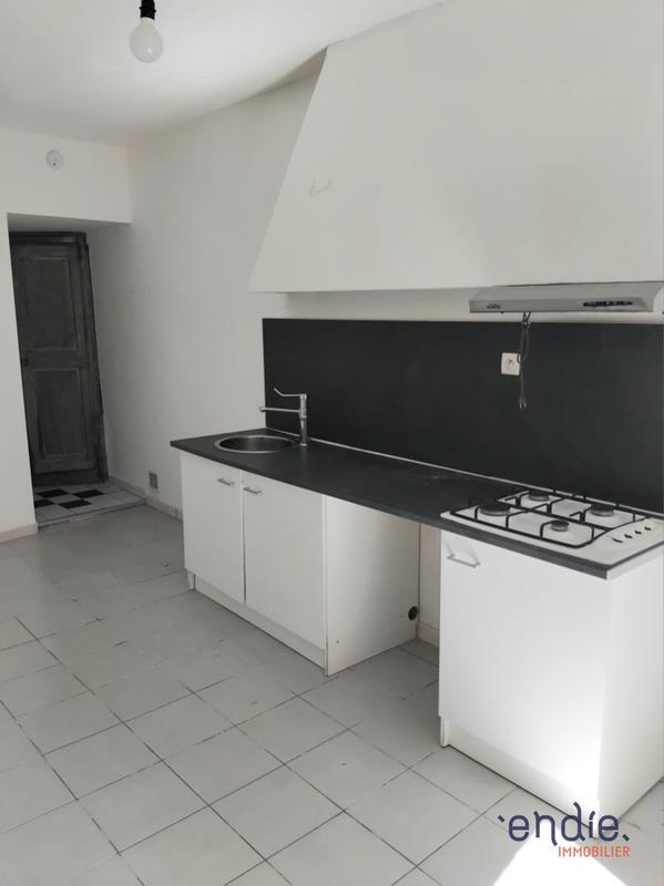 Maison - 228 m² - 10 pièces