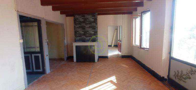 Maison - 95 m² - 5 pièces