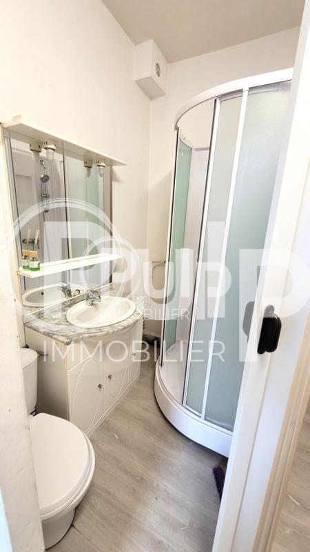 Immeuble - 106 m² - 8 pièces