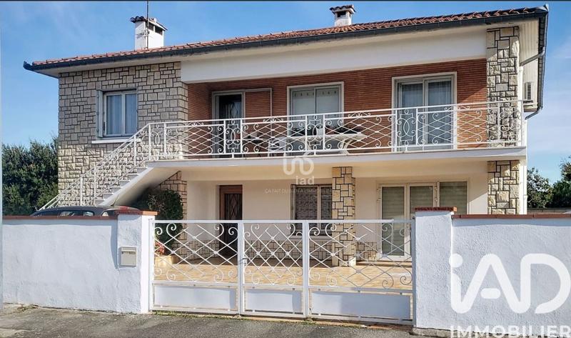 Maison - 186 m² - 6 pièces