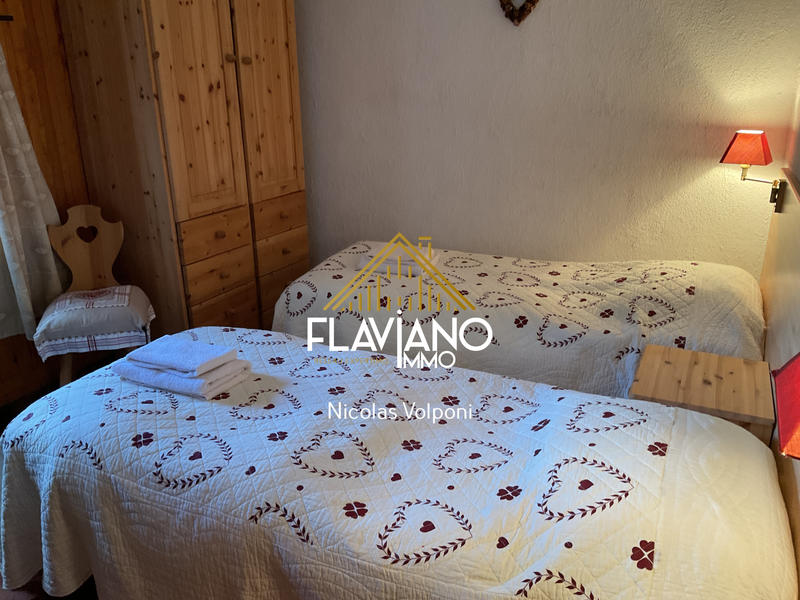 Propriété - 521 m² - 17 pièces