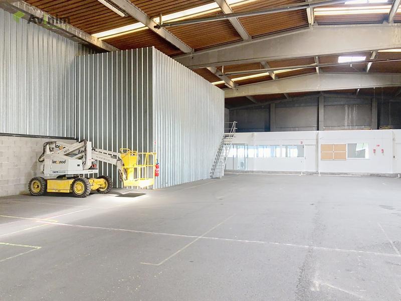 Local commercial - 1 000 m²