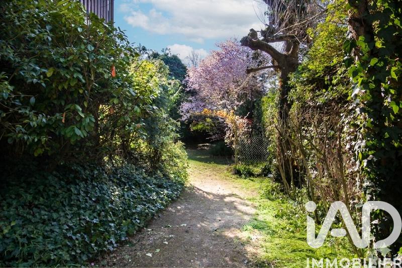 Maison - 189 m² - 8 pièces