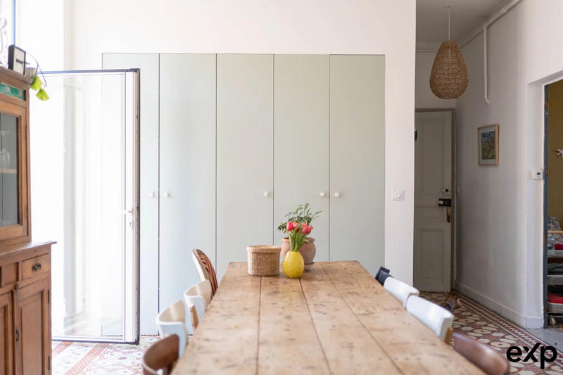 Maison - 191 m² - 8 pièces