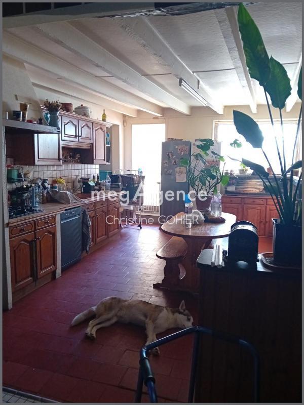 Maison - 190 m² - 8 pièces