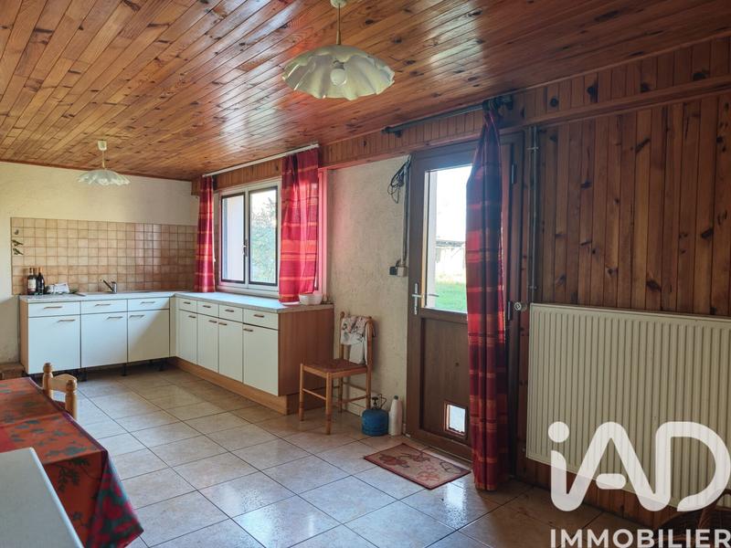 Maison - 194 m² - 9 pièces