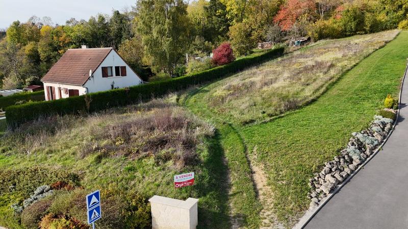 Terrain constructible - 2 680 m²