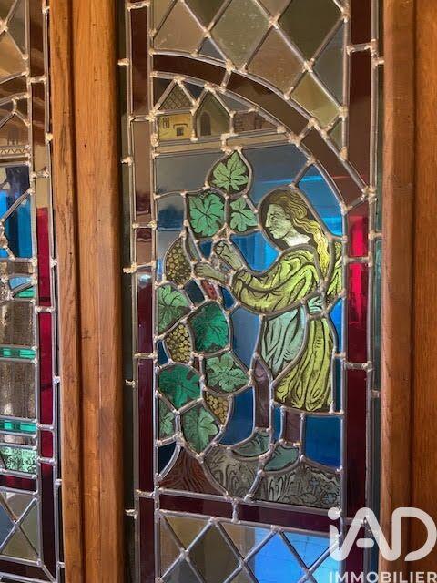 Maison - 250 m² - 8 pièces