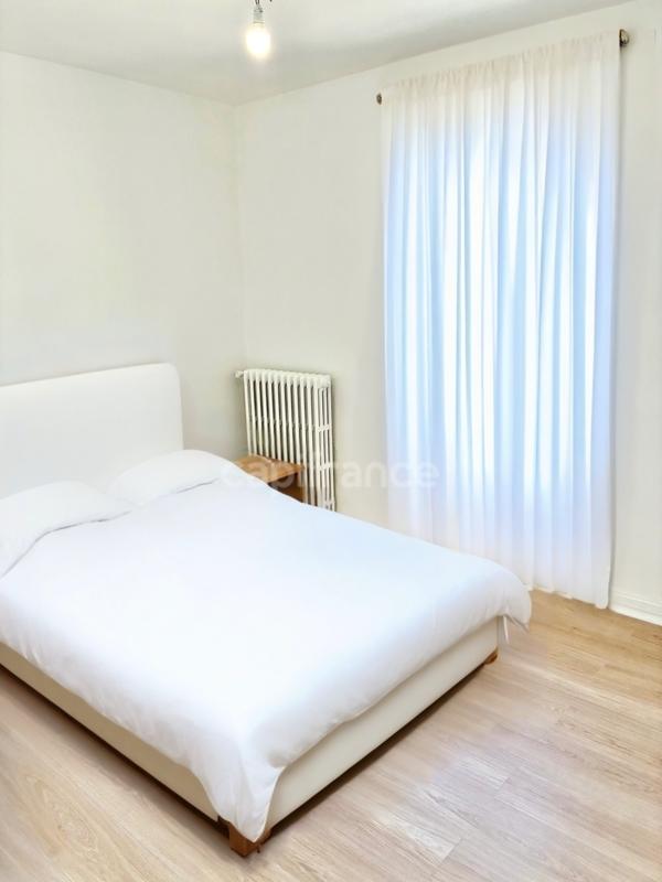 Maison - 137 m² - 6 pièces