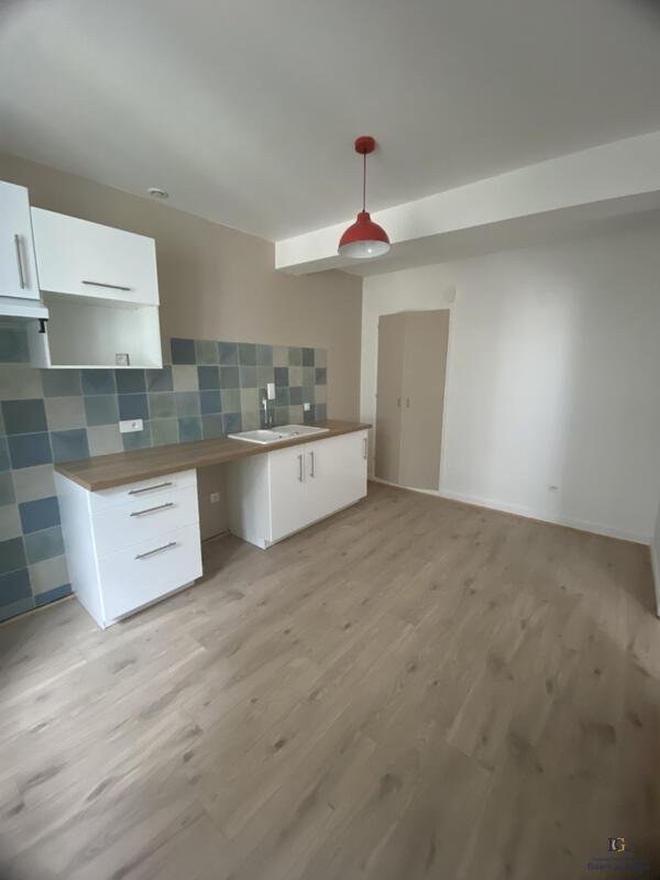 Appartement - 65 m² - 3 pièces