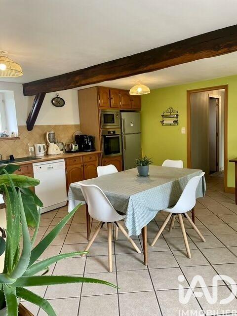 Maison - 185 m² - 7 pièces