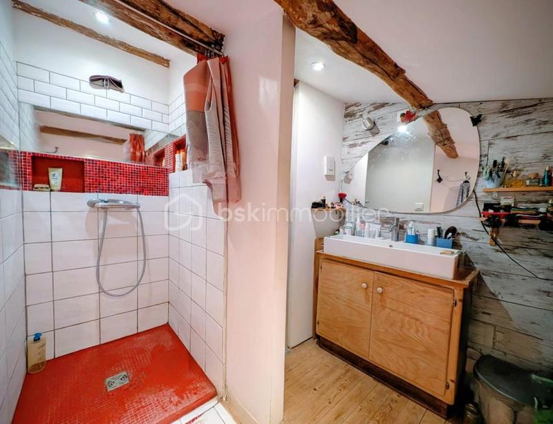 Maison en pierre - 186 m² - 6 pièces