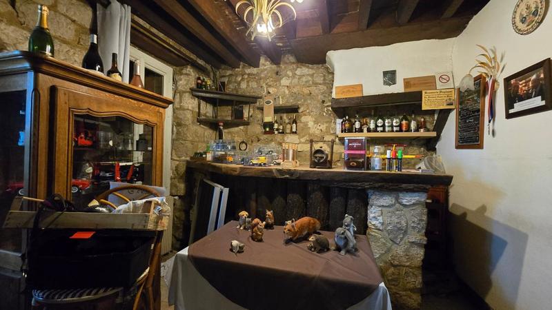 Immeuble - 140 m² - 6 pièces