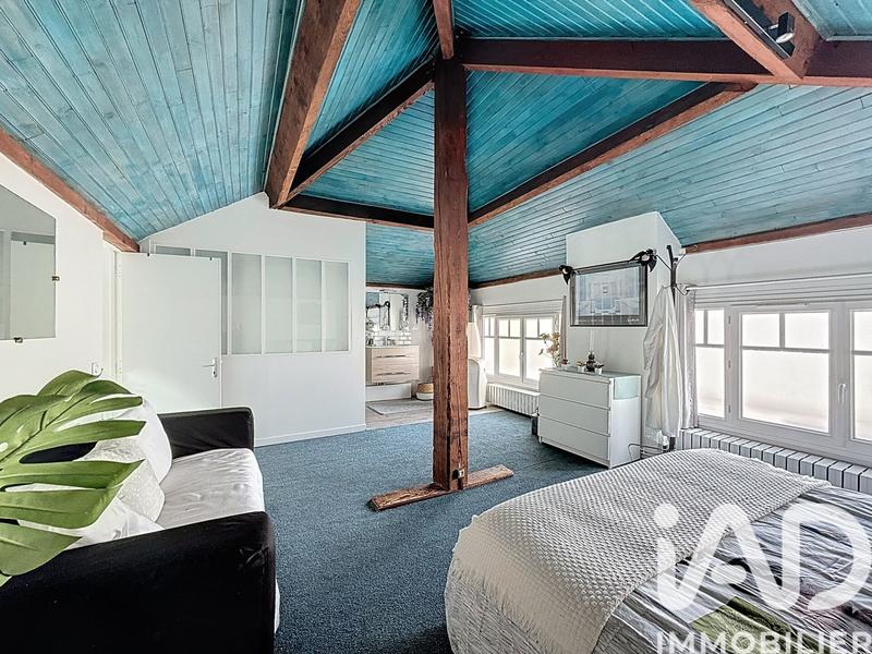 Maison - 214 m² - 7 pièces