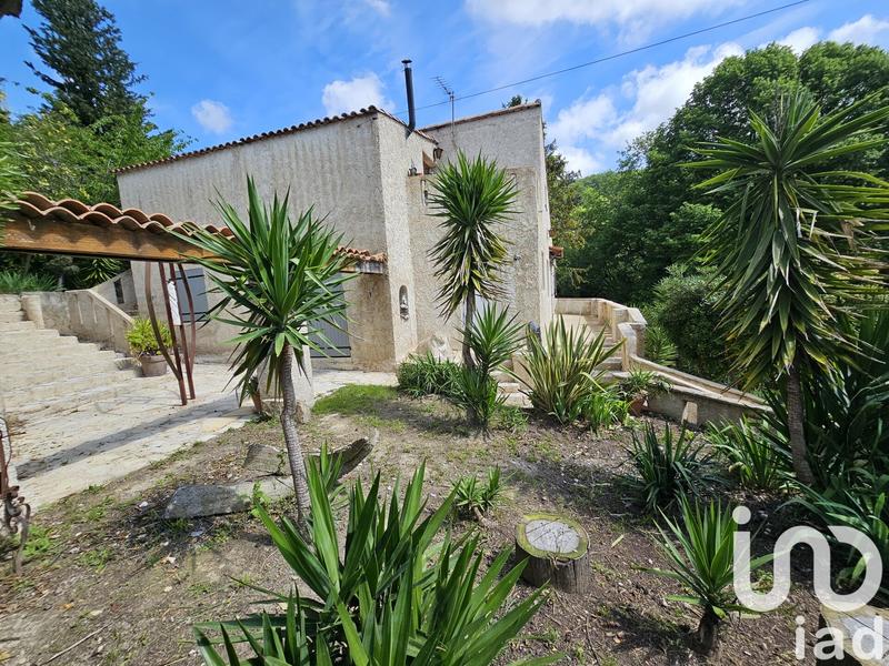 Maison - 250 m² - 9 pièces