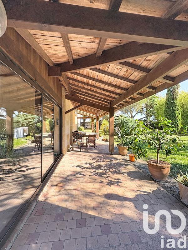 Maison - 460 m² - 12 pièces