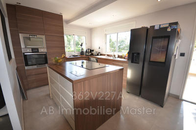 Appartement - 162 m² - 6 pièces