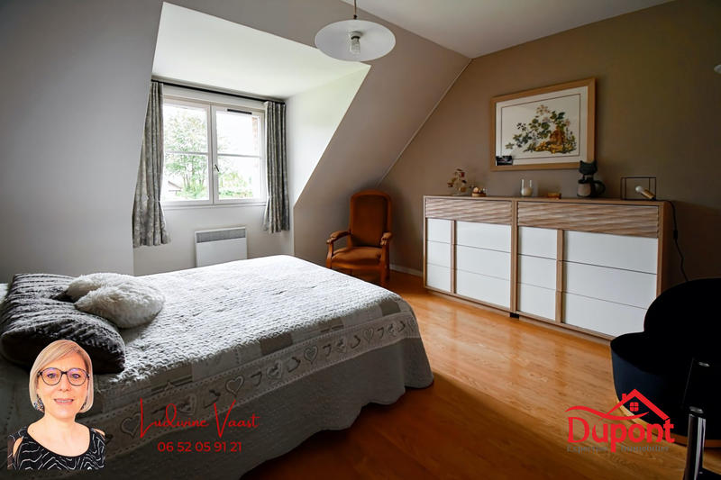 Maison - 185 m² - 7 pièces