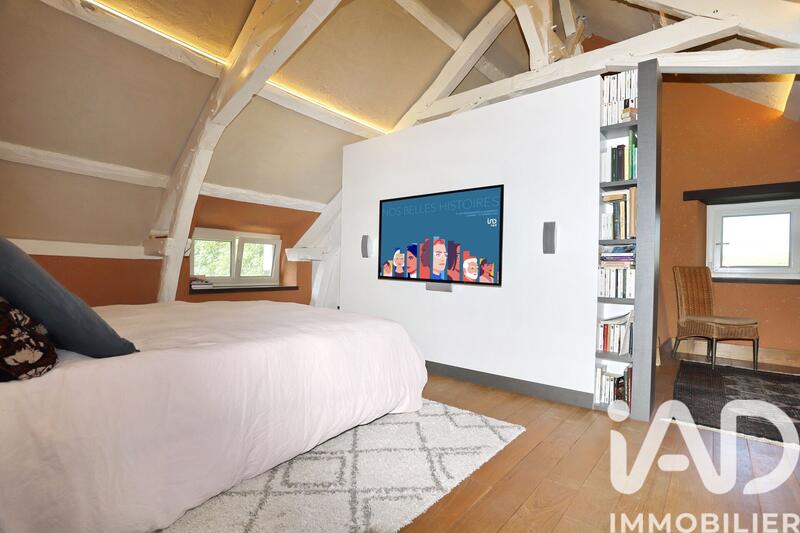 Maison - 218 m² - 8 pièces