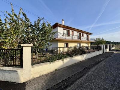 Maison - 172 m² - 5 pièces
