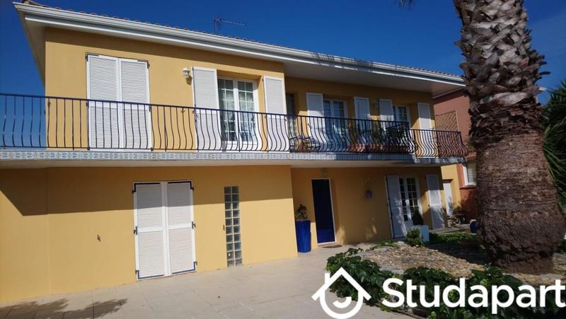 Chambre - 12 m² - 1 pièce