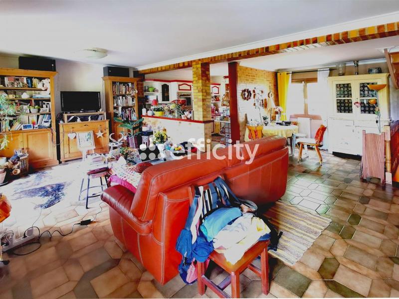 Maison - 121 m² - 5 pièces