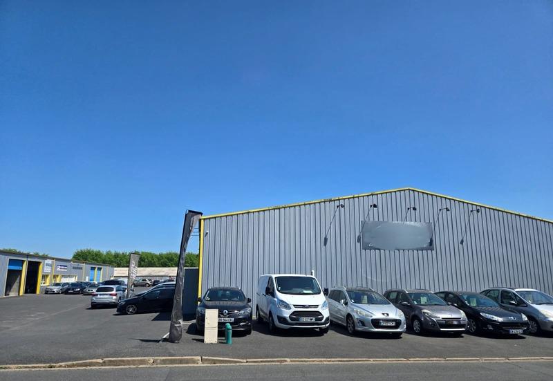 Local commercial - 330 m² - 3 pièces