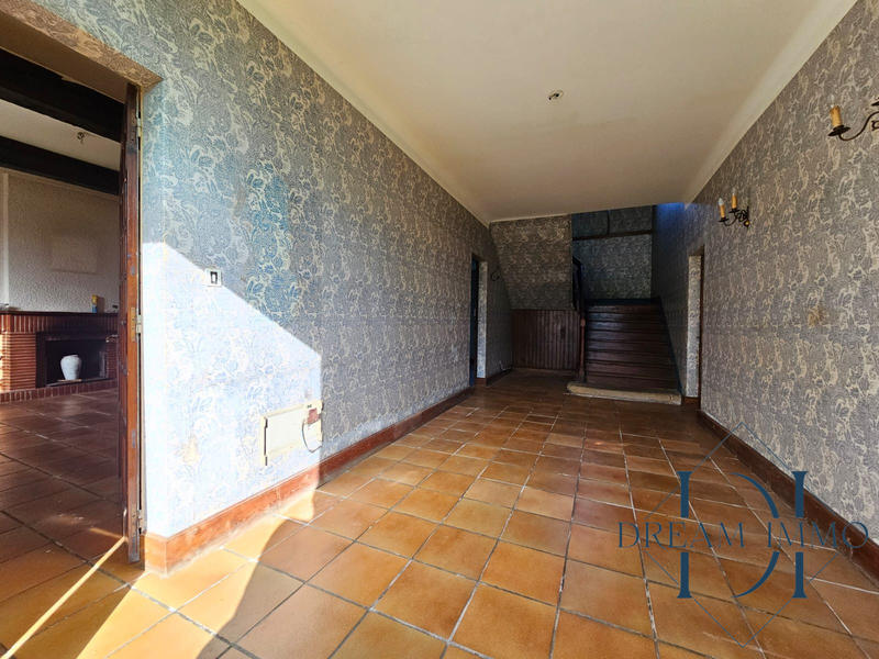 Maison - 380 m² - 14 pièces