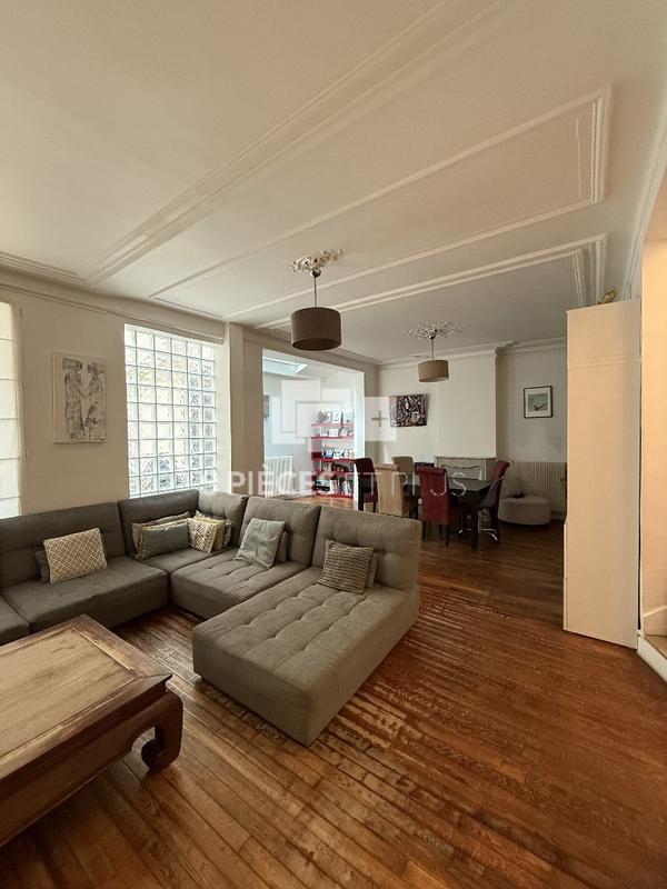 Maison de ville - 147 m² - 6 pièces